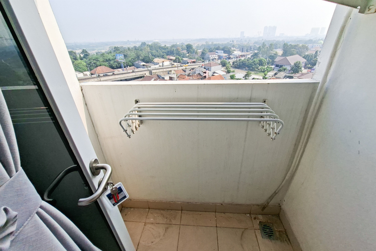 Exterior 2, Functional Simple Studio Room at Apartment Cisauk Point By Travelio, Tangerang
