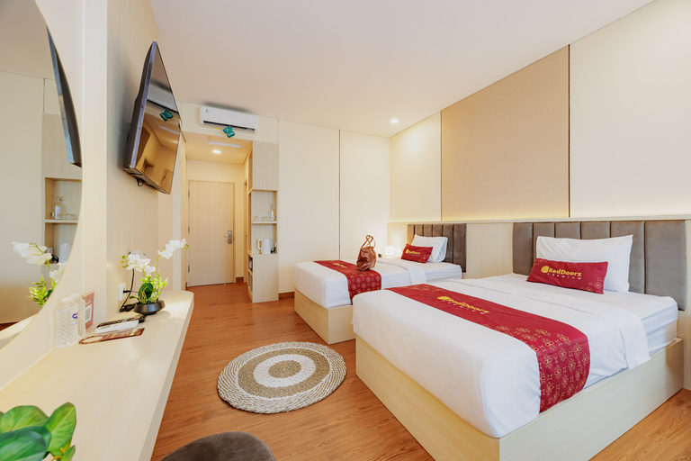 Bedroom 2, RedDoorz Premium near Paris Van Java Mall, Bandung