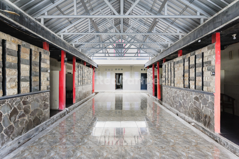Others 4, Wisma Malawen Palangkaraya Mitra RedDoorz, Palangkaraya