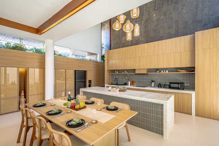 Others 4, Villa Anaka Pererenan, Badung