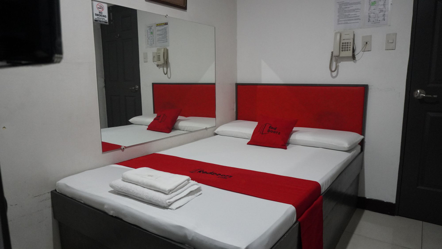 Bedroom 4, RedDoorz at Cosmo Hotel Kamuning Quezon City, Quezon City