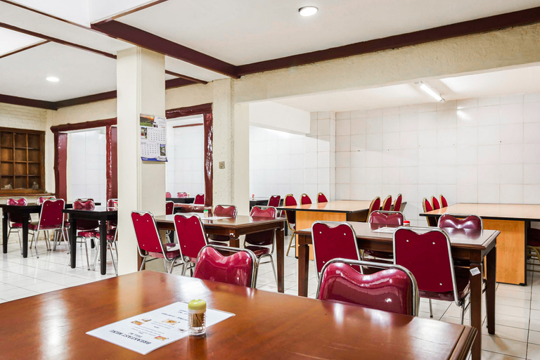 Food & Drinks 5, RedDoorz @ Jalan Jaksa, Jakarta Pusat