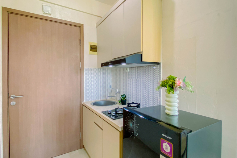 Others 2, Strategic and Cozy Studio at Apartment Podomoro Golf View By Travelio, Bogor