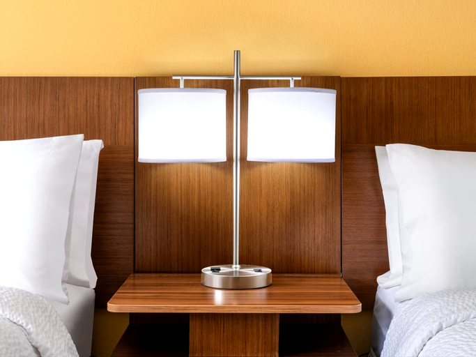 Bedroom 2, Garner Hotel WARREN NORTHWEST by IHG, Macomb