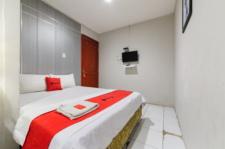 Bedroom 5, RedDoorz near Palembang Square Mall 2, Palembang