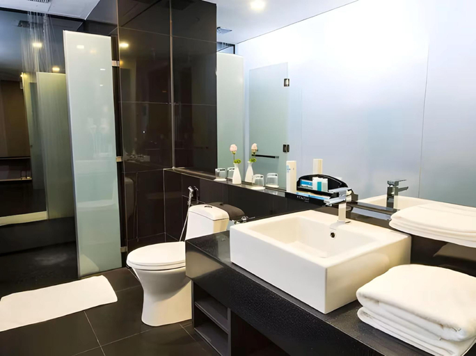 Bathroom 5, Swing & Pillows @ One City Subang, Selangor, Subang Jaya