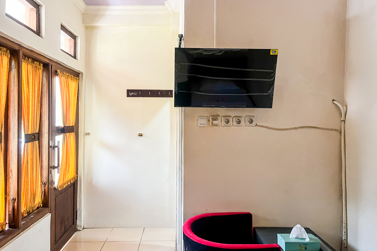 Bedroom 5, Kings Hotel Dieng RedPartner, Wonosobo