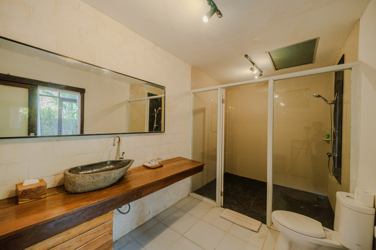 Bathroom 2, De Dalam Secret Nature - Ubud Prime Location, Gianyar