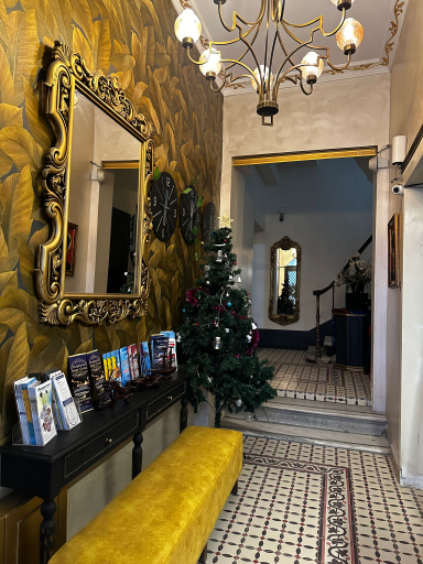 Bedroom 4, Tepe Palace Hotel, Beyoğlu