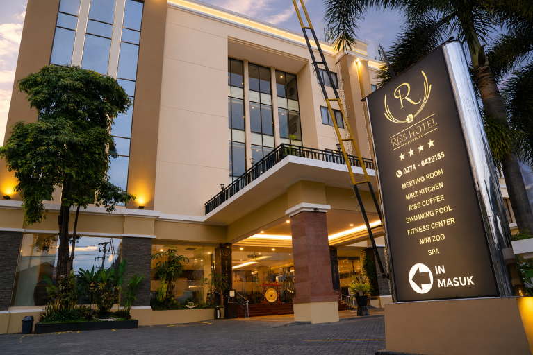 Exterior & Views 1, RISS HOTEL MALIOBORO, Yogyakarta