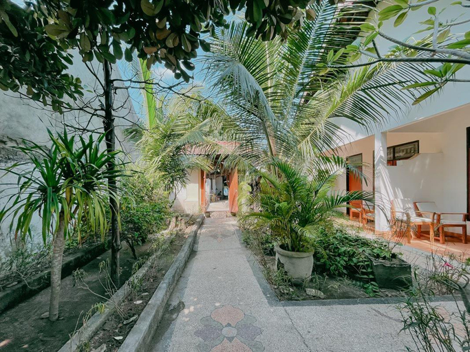 Exterior & Views 2, RedDoorz @ Ocean 2 Gili Trawangan, Lombok