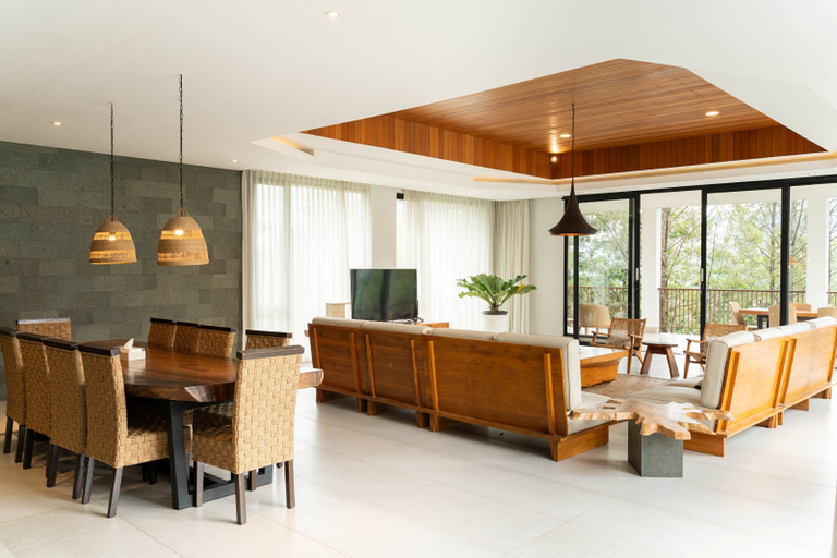 Food & Drinks, Atsuka Hill View Villa 8 Bedrooms With a Private Heated Swimming Pool, Bandung