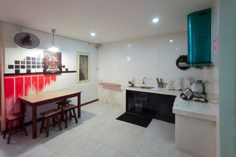 Others 5, Natol Homestay London, Kuching