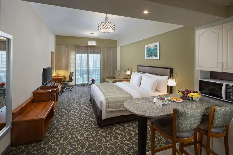 Bedroom 4, Savoy Park, Dubai