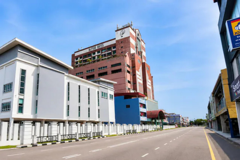 Exterior 5, Palette - Kota Tinggi Mayres Hotel, Kota Tinggi