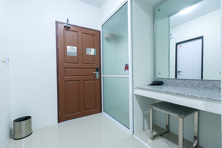 Bathroom 2, Siam Rama9 Hotel, Suan Luang