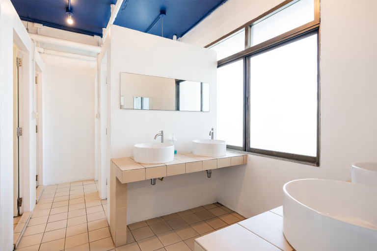 Bathroom 5, Arawana Hostel Silom, Bang Rak