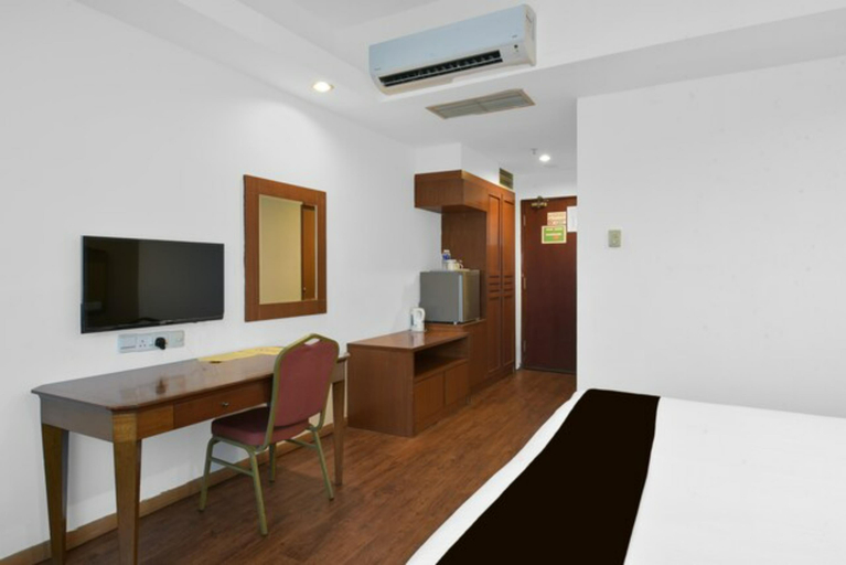 Bedroom 4, Palette - Kota Tinggi Mayres Hotel, Kota Tinggi
