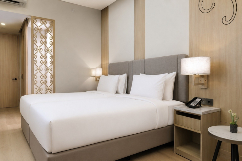Bedroom 5, Qubu Suites Hotel by Qubu Resort, Kubu Raya