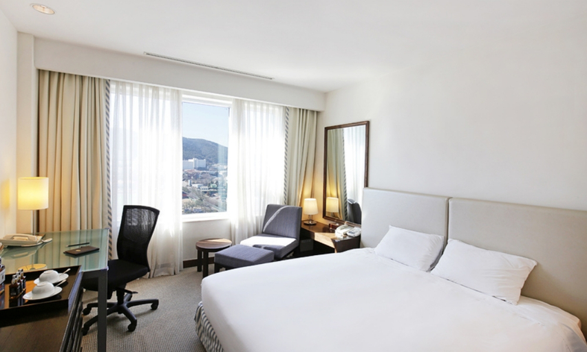 Bedroom 3, Geoje Samsung Hotel, Geoje