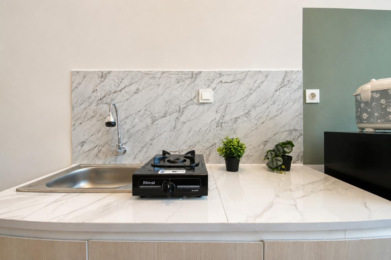 Others 3, Nice Look Studio at Apartment Tamansari Iswara By Travelio, Bekasi