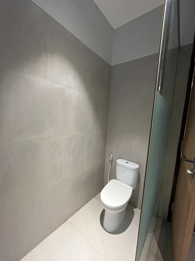 Bathroom 4, Villa Keluarga Carmelia Dekat BNS, Malang