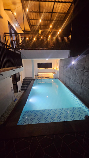 Swimming Pool 4, Dewangga Villa, Malang