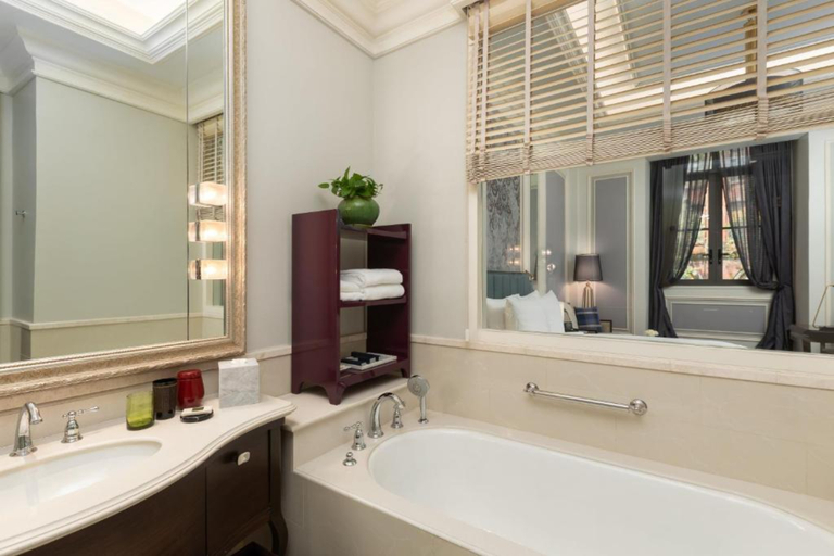Bathroom 5, The ERAVATI Sule Grand Yangon, Yangon