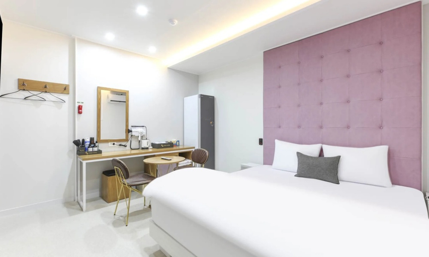 Bedroom 3, Gimcheon Sweet Hotel, Gimcheon