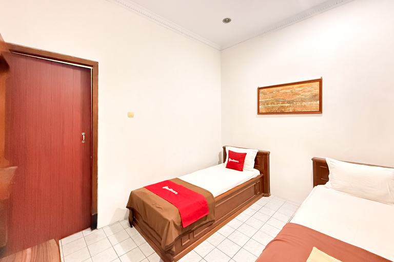 Bedroom 2, RedDoorz @ Hotel Pulung Prawirotaman, Yogyakarta