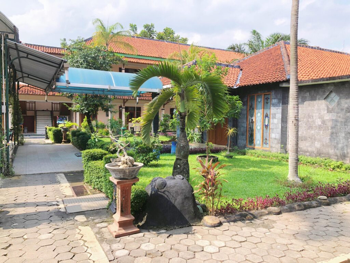 Exterior & Views 2, Hotel Galuh & Water Park Prambanan Yogyakarta, Klaten