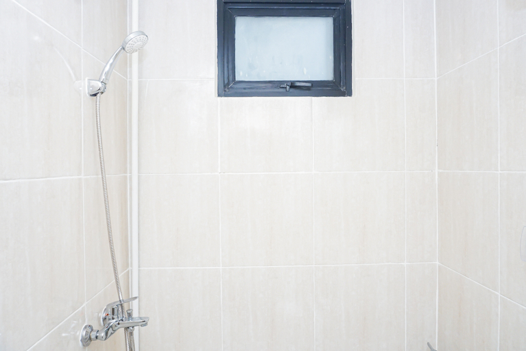 Bedroom 4, Cozy Living at 2BR Apartment Meikarta District 2 By Travelio, Cikarang
