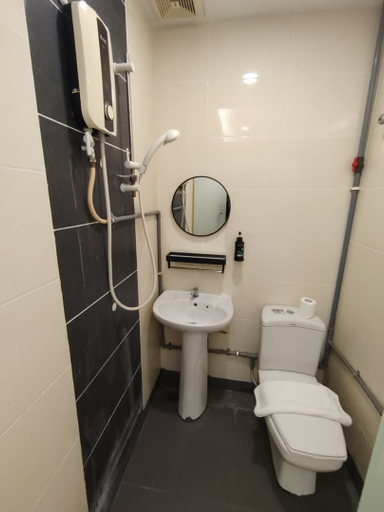 Bathroom 4, Swing & Pillows @ City Top Hotel Cheras, Kuala Lumpur, Hulu Langat