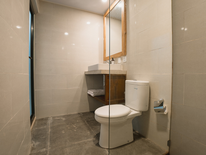 Bathroom 5, Pacung Indah Hotel & Restaurant by ecommerceloka, Tabanan