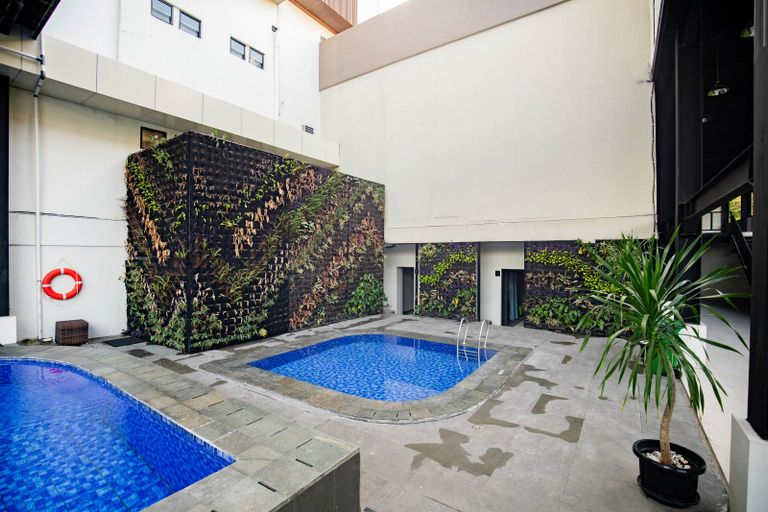 Sport & Beauty 5, Horison Ultima Sayaga Cibinong, Bogor