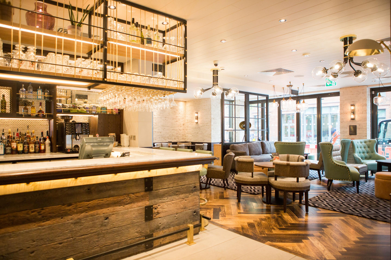 Food & Drinks 4, hub by Premier Inn London King's Cross, London