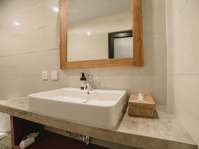 Bathroom 5, Pacung Indah Hotel & Restaurant by ecommerceloka, Tabanan