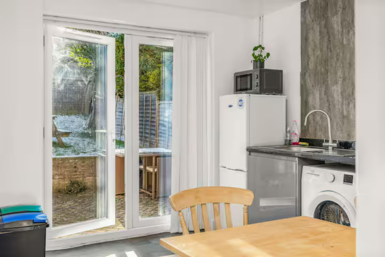 Living Room 3, Badger Haven: Apt 2 | Large Apartment in Brackley, Northamptonshire