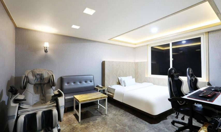 Bedroom 3, Gukmin Hotel, Gumi