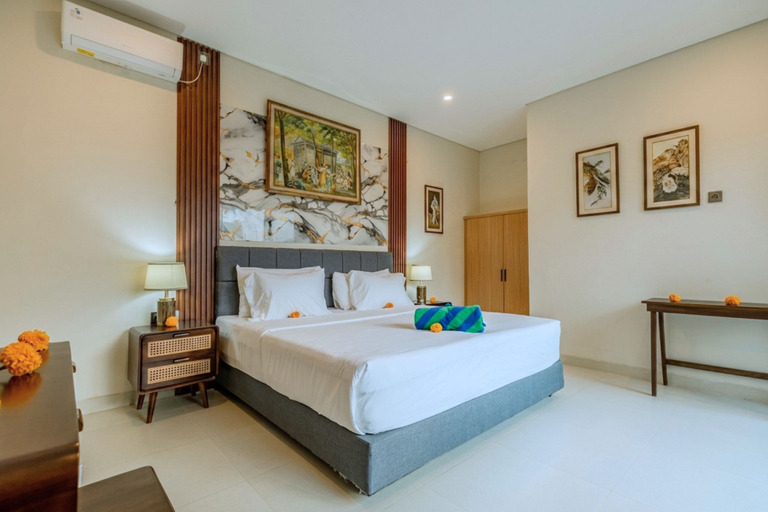 Others 3, Shrivatsa Villa, Badung