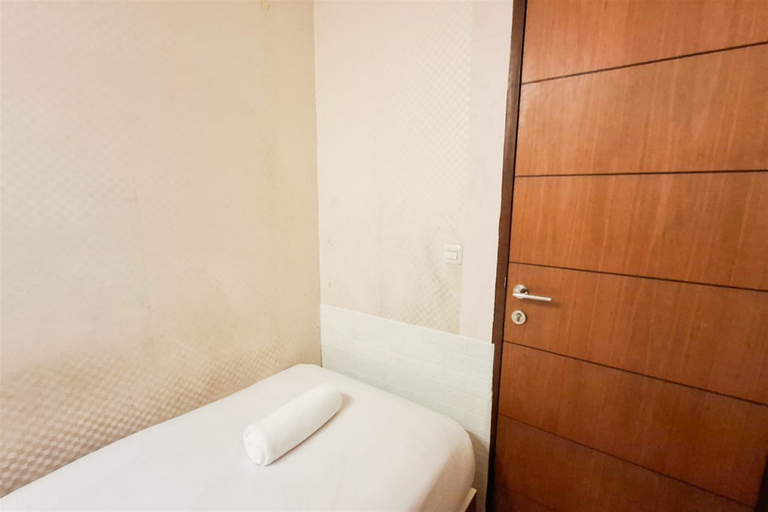 Bedroom 5, Cozy and Homey 2BR at Apartment Vida View Makassar By Travelio, Makassar