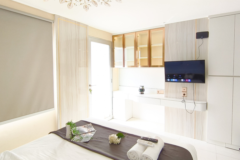 Bedroom 4, Refined Studio at Apartment Grand Asia Afrika By Travelio, Bandung