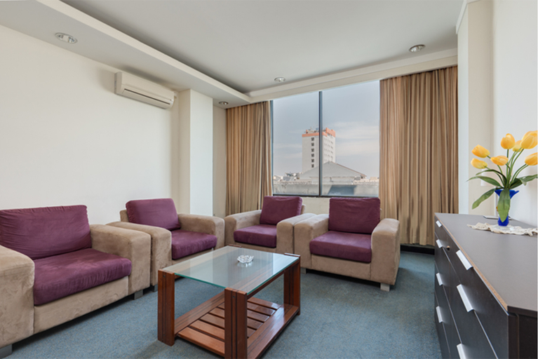 Living Room, Grand Life Hotel Pantai Losari Makassar, Makassar