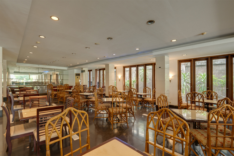 Others 4, Grand Life Hotel Pantai Losari Makassar, Makassar