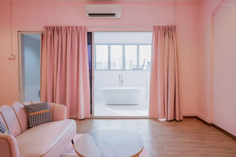 Bedroom 5, The Pink Boutique Hotel, Penang Island