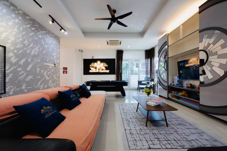 Others 2, PJ-Bathtub & 6KM Mid Valley @ KTV&PS5 | 35Pax9Car, Petaling Jaya
