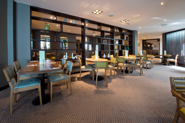 Food & Drinks 4, Premier Inn Heathrow Airport Terminal 4, London