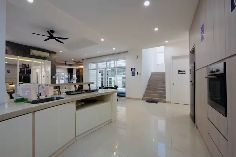 Others 4, PJ-Bathtub & 6KM Mid Valley @ KTV&PS5 | 35Pax9Car, Petaling Jaya
