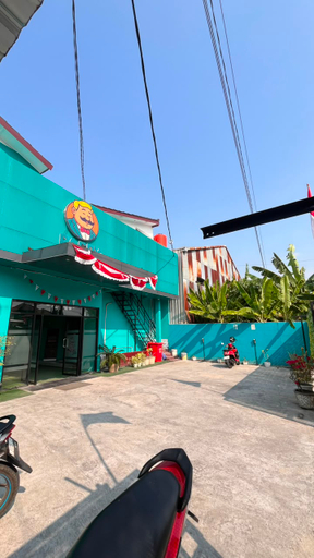 Garden 3, Pappy Suite, Tegal