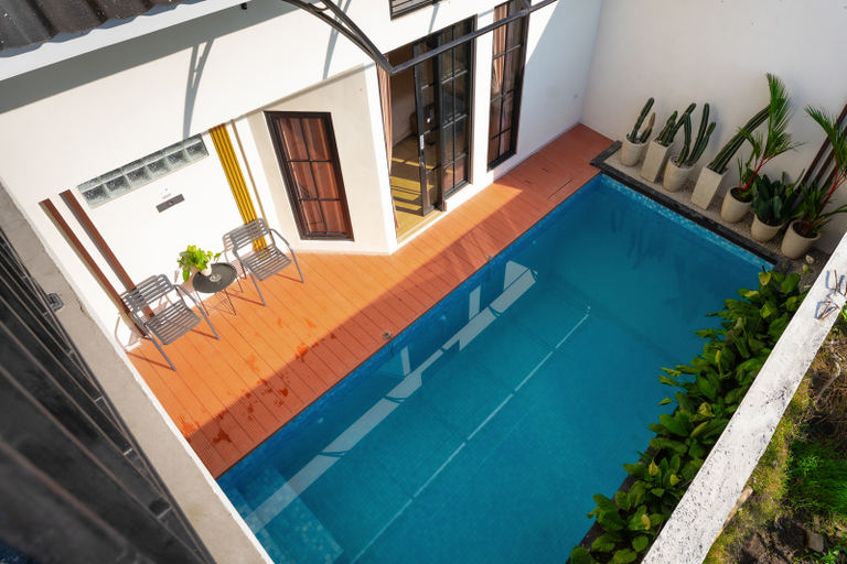 Swimming Pool 4, TwoSpaces Living at Carrera Villa, Batu, Malang
